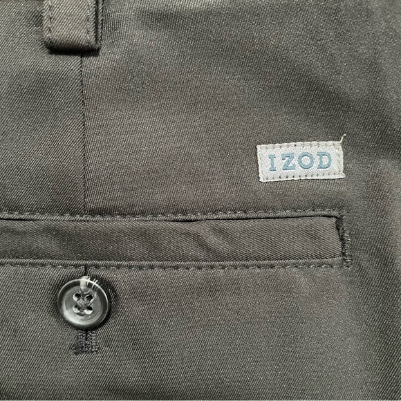 Mens IZOD Moisture Wicking Black Shorts | Size 33 - Picture 3 of 5